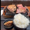 感動の肉と米 春日井店