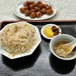 幸来軒 - チャーハン、肉だんご