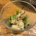 炭と地酒とたしなみワイン Kai本店 醸す - 帆立と小松菜 胡麻味噌和え