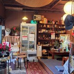 きじまラーメン - 店内、こじんまりとしています。