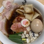 煮干しのビリー - 淡麗煮干し900円・特製トッピング500円