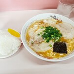 宝来軒 - おむすび&ラーメン
