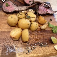 fish&wine BLUE OCEAN GRILL - ラムチョップ