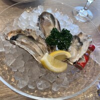 fish&wine BLUE OCEAN GRILL - 生カキ