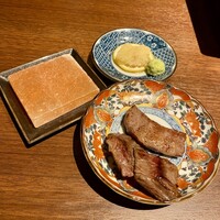 和牛焼肉やくにく 徹 - 