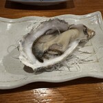 大衆居酒屋魚さんこ - 生牡蠣