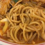 蒙古タンメン中本 - 麺アップ