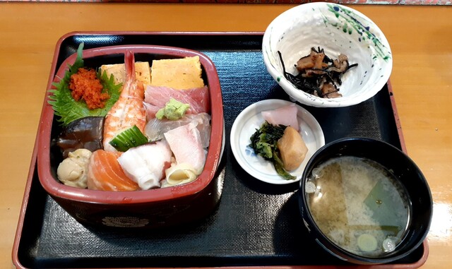 葉山亭 大石田（寿司）- 山形・尾花沢の本格寿司店