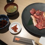 焼肉芝浦 - 