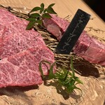 純和牛焼肉 無限亭。 - 