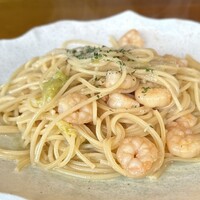 炭火焼イタリアン 海串 ブラーチェ - 【日替わり】海老と白菜の白ワイン煮パスタ(900円)+大盛り(100円) 炭火焼イタリアン 海串 ブラーチェ - 【日替わり】海老と白菜の白ワイン煮パスタ(900円)+大盛り(100円)