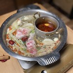 薬膳ハリハリ鍋ごんじゅ - 