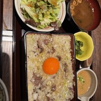 山形山　月島店 - 