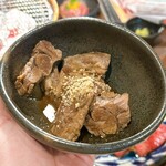 炭火焼肉じゃいあん - じっくり煮込んだ茹でタン