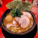 横浜家系ラーメン 大輝家 - 身バレ超ド級豪華バージョン仕様