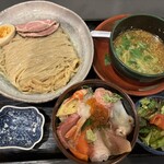 海鮮食堂 うを亀 - 