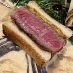 肉割烹ふたご 北新地店 - 