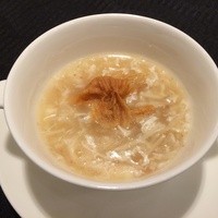スーツァン・レストラン陳 渋谷店 - 金華ハムのフカヒレスープ