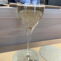 鮨 由う - 