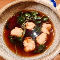 自家製粉石臼挽きうどん 青空blue 本店 - 炙り国産もつと三つ葉のつけ汁うどん