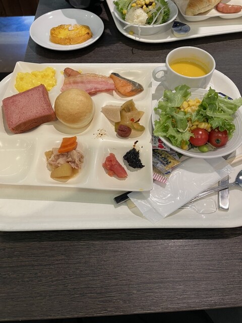 ヒバラダイニング