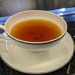 トシ・ヨロイヅカ 東京 - 