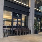 トシ・ヨロイヅカ 東京 - 