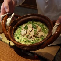 好日 - 土鍋で炊いた三河湾産ハマグリの炊き込みご飯