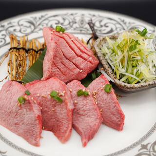 厚切り牛タンVS上タン塩