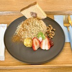 Takeuchi Kashiho Bunkyo Ten - 草莓与羽二重饼的栗子蒙布朗