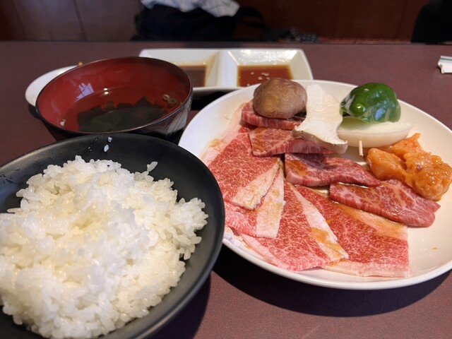 Yamasan Sakamoto Fukai Ten photo 2