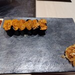 銀座のみこ寿司 - うに3種 赤ウニ[チリ産] ムラサキウニ[カナダ産] ムラサキウニ[カナダ産]