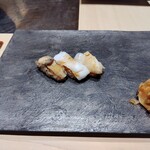 銀座のみこ寿司 - 蝦夷鮑, エンガワ, つぶ貝