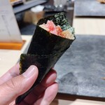 銀座のみこ寿司 - とろ手巻き