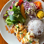 Dining Bar&Cafe Nayuta - 国産鶏胸肉
ハーブ塩麹漬けチキン竜田プレート（ランチ限定）
1850円