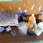 中華一番 - ◯ドリンク
■好きなドリンクがランチ注文時1杯無料となる❗️
　入口付近にペットボトルで置かれていた

ペプシ、なっちゃん、烏龍茶、ジョージア微糖コーヒー
カルピスウォーター　となる