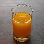 惣湯テラス - みかんジュース (350円)