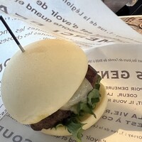 DINING & BAR TABLE 9 TOKYO - チーズバーガー