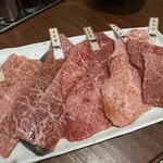 炭火焼肉 牛和鹿 本店 - 厳選5点