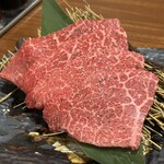 炭火焼肉 牛和鹿 - かめのこ