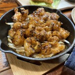 居酒家万座 - ホルモン焼きです。美味かった。