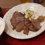 横濱うし処 牛味蔵 横浜スカイビル店 - 