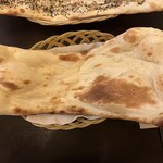 インド料理ガンジス川 - ナン(プレーン)