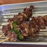 焼き鳥アポロ - ハツモト　ししとうの香りが素晴らしいアクセントなんです