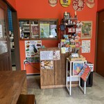 ジューシー バインミー - 店内