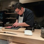 パルコ フィエラ - シェフが函館産まぐろのたたきを。