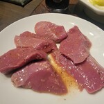 ホルモン本舗 昭和館 - 