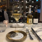 サロン・ド・シャンパーニュ ヴィオニス - 