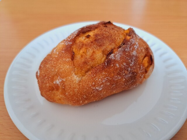 ドモンパン（Domon pan） - 猪苗代（パン）の写真