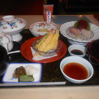 稚加榮 本店 - ボリューム満点！お昼の和定食。美味し！